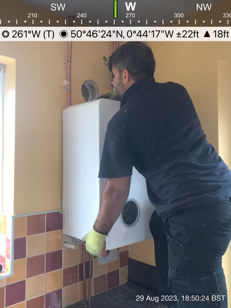 tilt angle deg=2.7 / roll angle deg= 1.2 tilt angle deg=2.7 / roll angle deg= 1.2